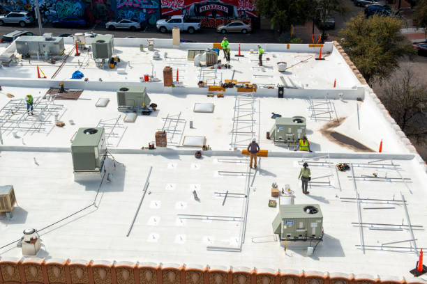 Best Commercial Roofing Services  in Cloverdale, CA